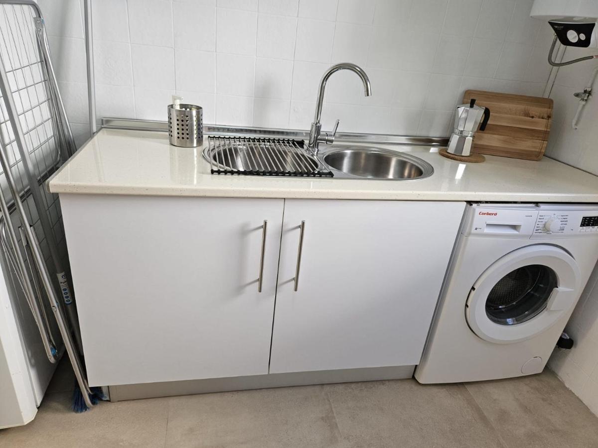 Apartamento Familiar En Triana Seville Exterior photo